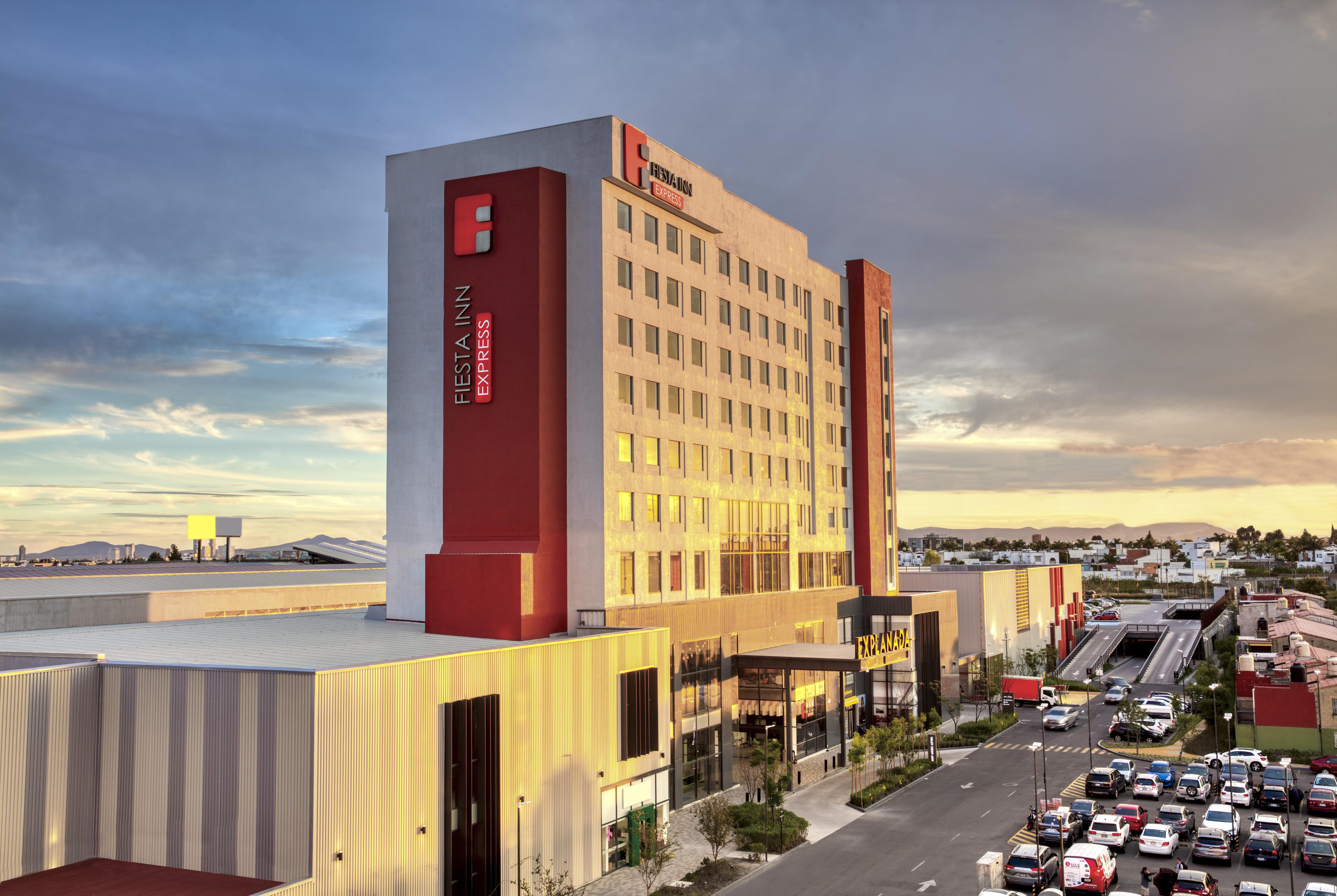 Fiesta Inn Express Puebla Explanada Eksteriør bilde